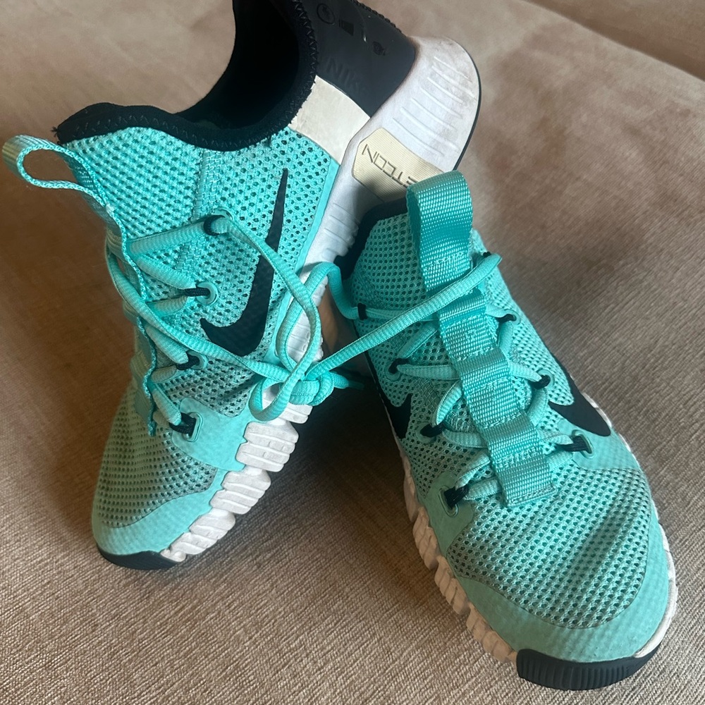Nike Metcon Free Womens 7.5